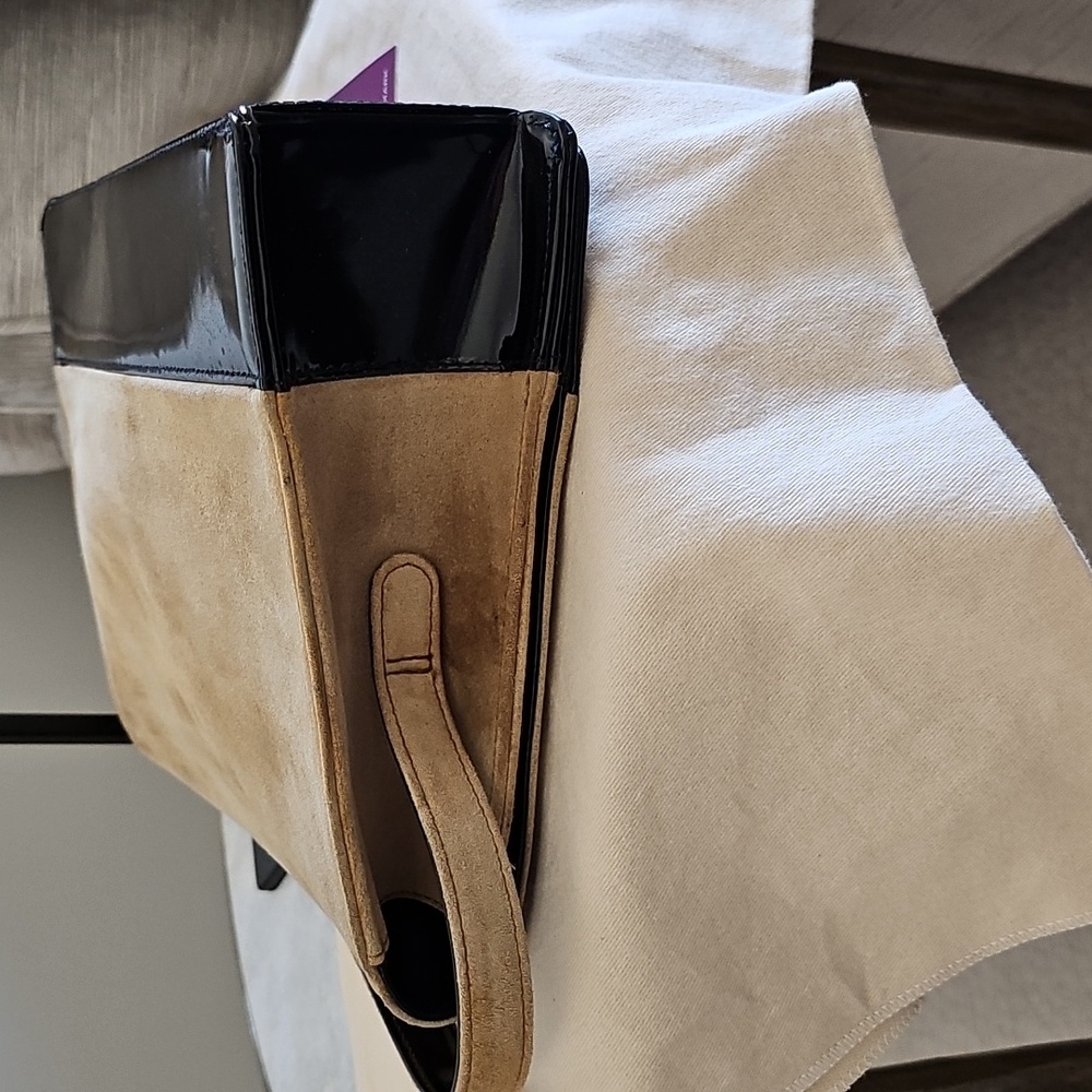 🌟CHANEL🌟 RARE AUTHENTIC Black Patent Leather Suede Flap Bag - Picture 8 of 14